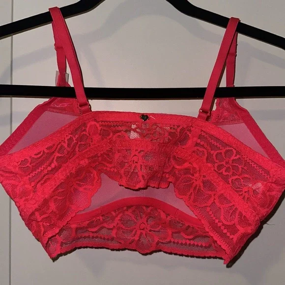 Bra - Picture 2 of 2